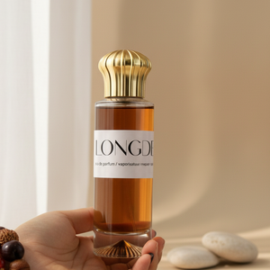 Nuevo Diseño Moderno de Botella de Perfume de Vidrio Vacía, Cilíndrica, Mate, Ecológica, Reciclable, de 30ml/50ml/100ml, en Dorado/Plateado - Product Image 2