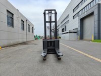 Offre Spéciale Chariot Élévateur Électrique CDDC15-16 CDDC15-30 Capacité 1,5T Haute Efficacité Économique pour Courtes et Moyennes Distances