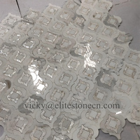 Lanterne en marbre au jet d'eau Thassos White Mix Shell Mosaic Tile