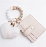 Porte-clés en cuir PU avec porte-cartes et fermoir mousqueton, motif cœur pompon en peluche et breloque boule de poils, avec portefeuille