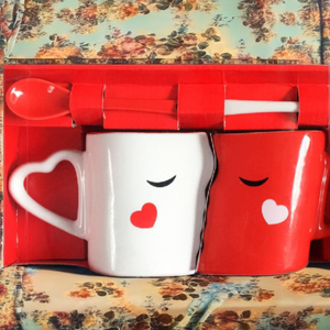 Tazas de Cerámica Personalizadas <span class=keywords><strong>para</strong></span> Él y Ella, Diseño Asimétrico Rojo y Blanco, Regalo Único de Amor con Logotipo <span class=keywords><strong>Personalizado</strong></span> <span class=keywords><strong>para</strong></span> el Regreso a Clases - Product Image 2