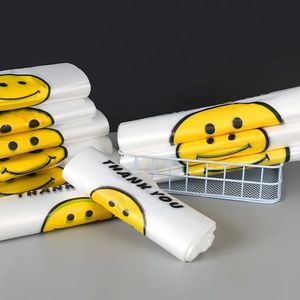 Sac en plastique transparent d'épaisseur personnalisée sacs à provisions de haute qualité sacs multi-usages pour t-shirts - Product Image 2