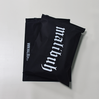 Sac d'emballage personnalisé pour vêtements, sac en plastique pour vêtements, sac polyvalent pour la vente au détail, sac anti-poussière auto-scellant pour marque de mode, OEM