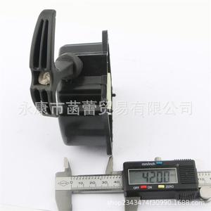 Arrancador Manual Fácil de Usar 44-5 y Motor 40-5F; para Motores Fuera de Borda, Cortacéspedes y Desbrozadoras - Product Image 1