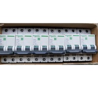 100% tout nouveau disjoncteur d'origine Schneider M9F42202 Multi9 C60BP 2P 2A courbe C 10kA en Stock