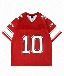 เสื้อฟุตบอลสตรีทแวร์คอวี พิมพ์ลายแบบรีดร้อน ผ้าโพลีเอสเตอร์ 100% แห้งเร็ว ระบายอากาศได้ดี เสื้อฟุตบอลตาข่ายสำหรับเล่นกีฬา - Product Image 1