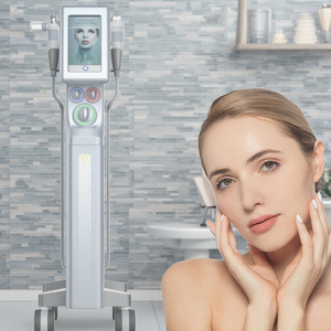 Équipement de beauté professionnel pour usage domestique, machine à jet d'oxygène 7-en-1 avec concentrateur facial, idéal pour les soins du visage - Product Image 1
