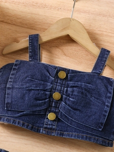 Conjunto de Roupas para Meninas Pequenas por Atacado, Top de Denim Sem Mangas com Laço + Shorts Jeans, Conjunto de 2 Peças - Product Image 4
