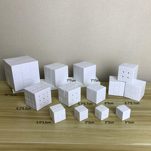 Juguete Educativo Personalizado con Recubrimiento UV, Cubo de Rubik 3x3 de 10cm con Rotación Rápida, Rompecabezas Mágico - Product Image 5