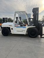 Chariot élévateur diesel TCM 10 tonnes à pneus pleins, mât à 2 étages, hauteur de levage 3m, personnalisé pour la manutention de conteneurs