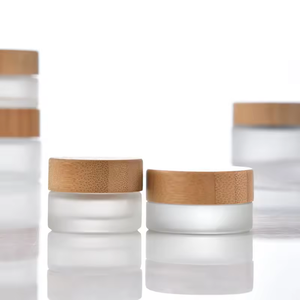 Tarro de Crema Facial de Vidrio con Tapa de Madera, Logotipo Grabado, Superficie Esmerilada, Impresión Serigráfica - Product Image 4