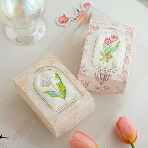 Scatola di Carta per Confezione Regalo di Asciugamani Souvenir - Product Image 4