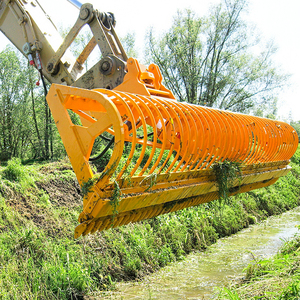Benna perforata per escavatore ad alta resistenza all'usura per il recupero di erbacce e giunco da laghi e per lavori di manutenzione - Product Image 5