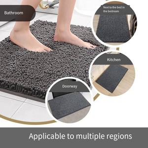Tapis de bain en chenille personnalisé avec base antidérapante en PVC - Tapis de salle de bain super absorbant pour la douche et les toilettes - Product Image 2