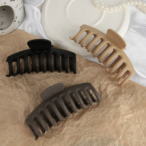 Набор из <span class=keywords><strong>2</strong></span> больших заколок-крабиков для волос с логотипом на заказ, пластиковые, очень большие, матовые, для женщин - Product Image 4