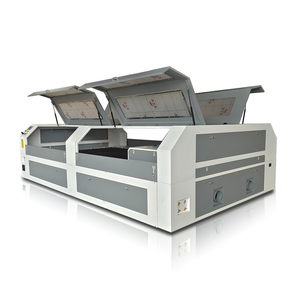 Precio de Fábrica: Máquina de Corte Láser 1530 con Rack Cerrado y Protección Total de 1500x3000mm para Acrílico y Contrachapado - Product Image 3