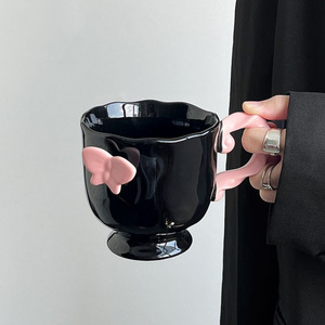 Design <span class=keywords><strong>personnalisé</strong></span> rétro 3D papillon tasse en céramique cadeau d'<span class=keywords><strong>anniversaire</strong></span> Ins haut de gamme bureau café petit déjeuner lait tasse porcelaine tasse - Product Image 3