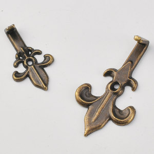 Antique Bronze <b>Single</b> Wall <b>Hook</b> Cast Iron Fleur De Lis Design For <b>Coat</b> And Cap Storage Behind Doors Or On Walls - Product Image 2