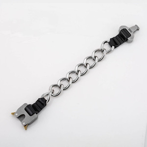 yunnique Men's <b>Titanium</b> Steel <b>Chain</b> Bracelet With Safety Buckle Geometric Design For Streetwear Fashion - Product Image 4