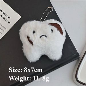 Llavero de peluche creativo al por mayor con diseño de dientes, bonito colgante de muñeca de dibujos animados de alta calidad para decoración de bolsos, pedidos al por mayor - Product Image 6
