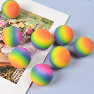 Nouveau jouet anti-stress en TPR en forme de boule arc-en-ciel, jouet de décompression très vendu, boules arc-en-ciel de 5,0 cm, jouets moelleux pour enfants - Product Image 2