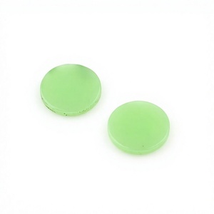 Moneda redonda Calcedonia verde natural calibrada 12mm Piedras preciosas planas Fabricación de joyas Piedras de cristal curativas sueltas a precio al por mayor - Product Image 1