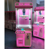 Nouvelle machine à grue à 40 pinces, modèle populaire, pour cadeaux, usage commercial, avec fonction de jeu vidéo, pour enfants, avec lecteur de code QR et de pièces, pour stand commercial