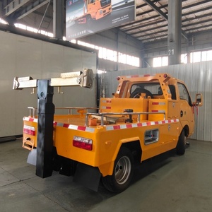 Camion de dépannage 4 tonnes avec équipement supérieur et pièces de levage de roues pour le sauvetage en <span class=keywords><strong>sous</strong></span>-<span class=keywords><strong>sol</strong></span>, prix usine Chine - Product Image 1