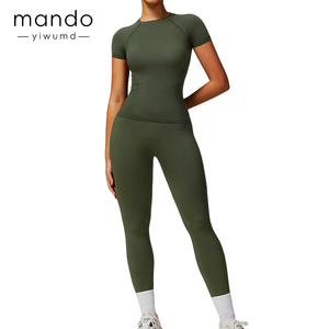 Conjunto de mallas de compresión de manga larga con estampado de camiseta para mujer, suave, elástico, sin costuras, fruncido en la espalda, transpirable, de secado rápido para correr - Product Image 2