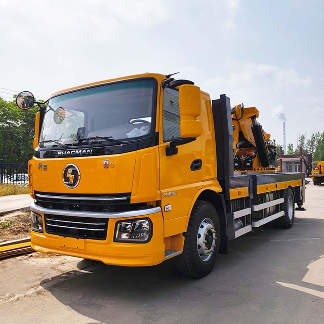 Heavy-Duty Cranes HE-105