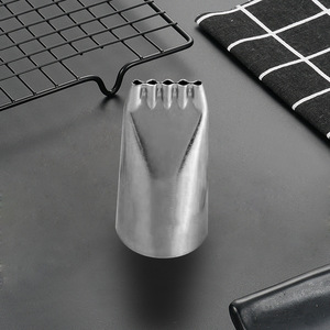 Embout de douille en acier inoxydable 304, embout de traçage à cinq trous taille 134, outil pour décorer les gâteaux - Product Image 1