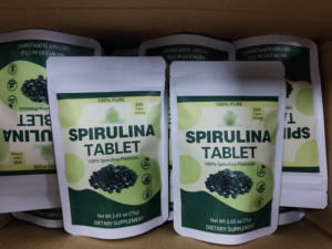 Organik <span class=keywords><strong>Spirulina</strong></span> Tozu/Kapsülleri OEM 250mg/<span class=keywords><strong>500mg</strong></span> <span class=keywords><strong>Spirulina</strong></span> Tableti - Product Image 6