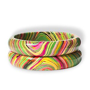 Colección de Diseñador Juli Kada, Juego de 3 Pares de Brazaletes de Laca Burada Hechos a Mano en Varios Colores, Accesorios de Moda Étnica para Mujer - Product Image 4