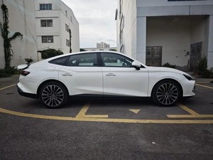 <span class=keywords><strong>MG7</strong></span> Modèle 2023 2.0T Automatique Édition Luxe Berline Essence à <span class=keywords><strong>Prix</strong></span> Compétitif – Vente Chaude à l'Export - Product Image 4