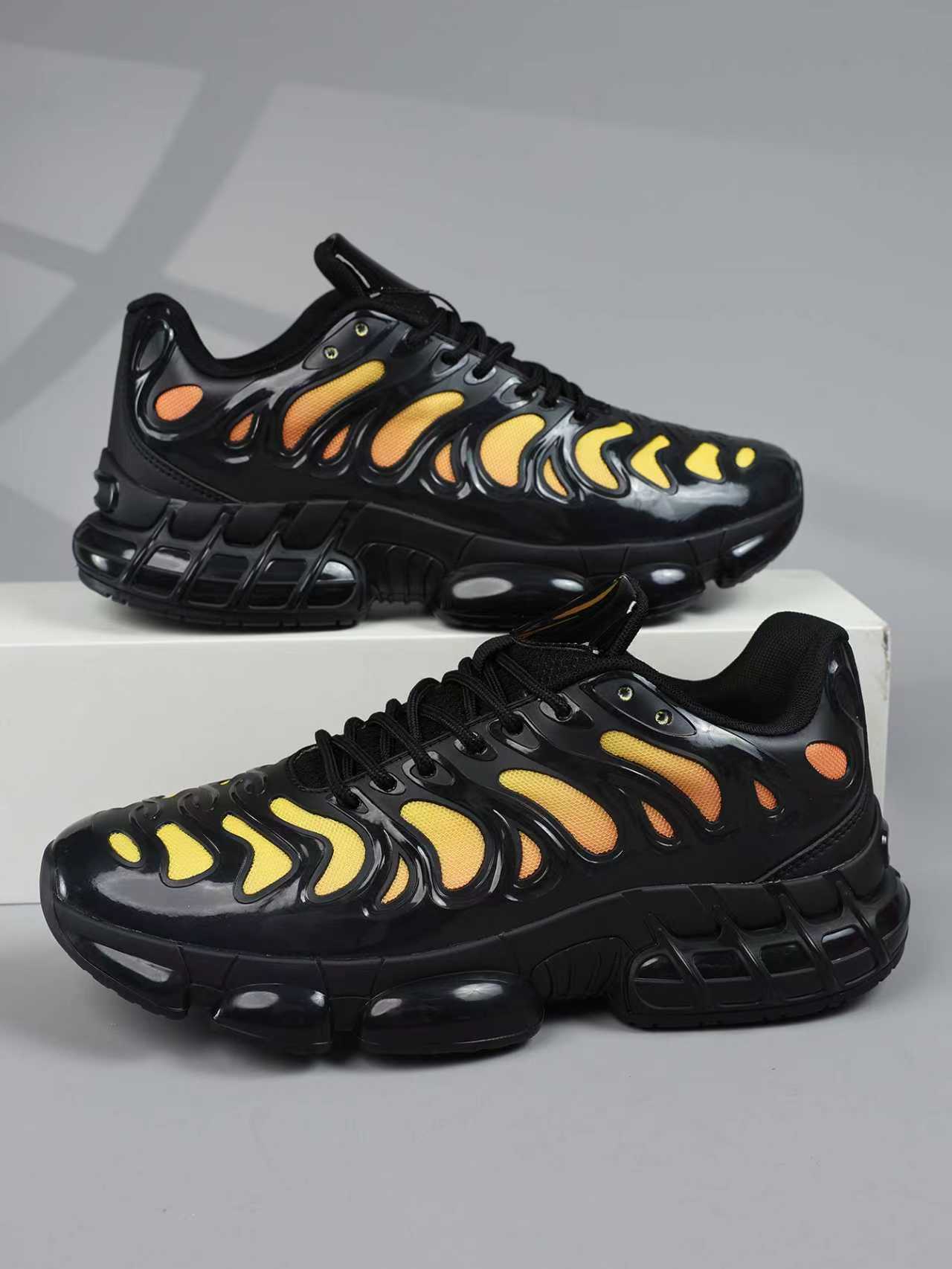 Noir et jaune