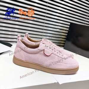 Zapatillas Deportivas de Mujer Color Rosa, Perforadas, de Caña Baja, con Suela de Goma y Detalles en Rojo - Product Image 1