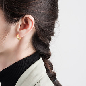 Bijoux minimalistes pour femmes, boucles d'oreilles en argent sterling S925 hypoallergéniques, non percées, manchettes d'oreille plaquées or 18 carats - Product Image 3