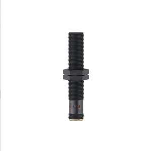 Capteur de proximité inductif MT-IFM résistant aux champs utilisés dans les applications de soudage IFW200 IFK3003BBPKG/K1/SC/US104 - Product Image 2