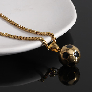 Collar con Colgante de Fútbol de Acero Inoxidable, Diseño Geométrico de 19MM, Unisex, para Uso Diario - Product Image 3