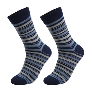Calcetines personalizables a rayas para hombre, calcetines coloridos de Jacquard informales para Primavera, calcetines OEM