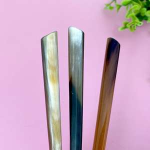 Épingle à cheveux en corne de buffle naturelle, artisanat naturel fait à la main, outil de coiffure solide et durable, conçu pour un style classique et moderne - Product Image 1