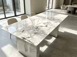 Table à manger de luxe en quartzite blanc Fendi naturel, table à manger rectangulaire moderne en marbre bleu sodalite pour villa, maison, hôtel - Product Image 4