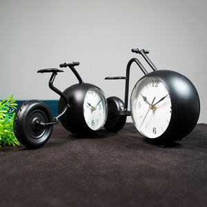 <span class=keywords><strong>Bicicleta</strong></span> de metal con <span class=keywords><strong>reloj</strong></span> y pieza de péndulo de <span class=keywords><strong>reloj</strong></span> - Product Image 3