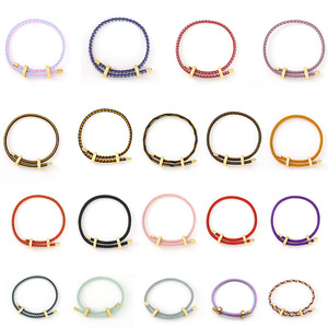<span class=keywords><strong>Bracelet</strong></span> unisexe tressé de style chinois moderne avec boucle en forme de huit dorée <span class=keywords><strong>et</strong></span> cordon <span class=keywords><strong>rouge</strong></span>, par Jinyuan - Product Image 1