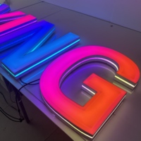 Lettres en relief personnalisées à LED dynamiques RVB, logo 3D, enseigne lumineuse, bandes LED, télécommande pour la décoration de bar/boutique/magasin