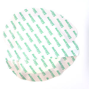 घाव भरने को बढ़ावा देने के लिए सीमा के साथ ब्लू-18 सेमी 22x22 सेमी सेरम सिरम सिलीकोन फोम ड्रेसिंग - Product Image 5