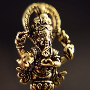 Juego de Vajra y <span class=keywords><strong>Kila</strong></span> Tibetanos de Latón Macizo - Objeto Budista Grabado con Ganesha para Altar, Colección de Meditación y Santuario en el Hogar - Product Image 5