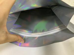 Пакеты из майлара с индивидуальной печатью, 1 кг, голографические, для корма для животных, с защитой от запаха, с застежкой-молнией и вытягивающимся язычком - Product Image 5