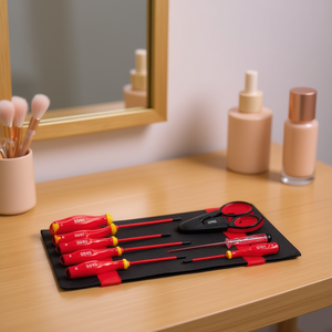 Juego de esponjas de maquillaje con mango rojo y punta negra para una aplicación precisa - Product Image 3