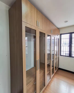 <span class=keywords><strong>Armadio</strong></span> Angolare Moderno di Lusso in Legno Massello Personalizzato per Camera da Letto, Facile da Montare e Utilizzabile in Tutta la Casa - Product Image 5